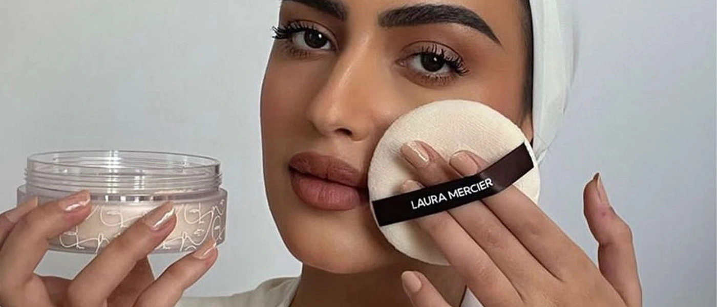 The Process for Cleaning the Laura Mercier Puff